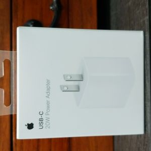 Apple USB C 20W power adapter NEW Sealed White